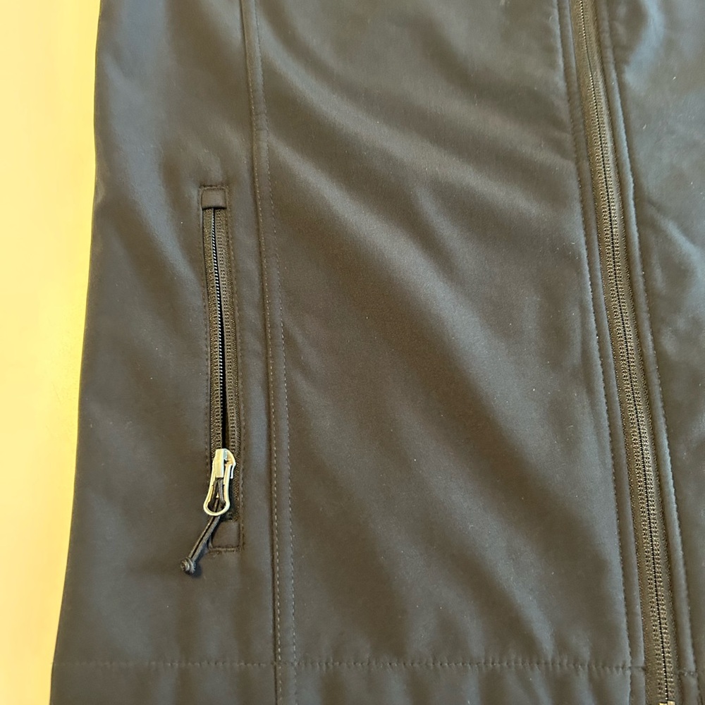 Port Authority Vest, Black, NWOT Vest, IGP Logo, Perfect Condition, Men's Sz S - Picture 3 of 11